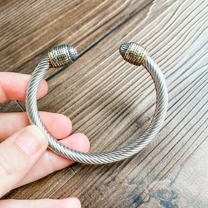 Cable Cuff Bracelet STYLE 1